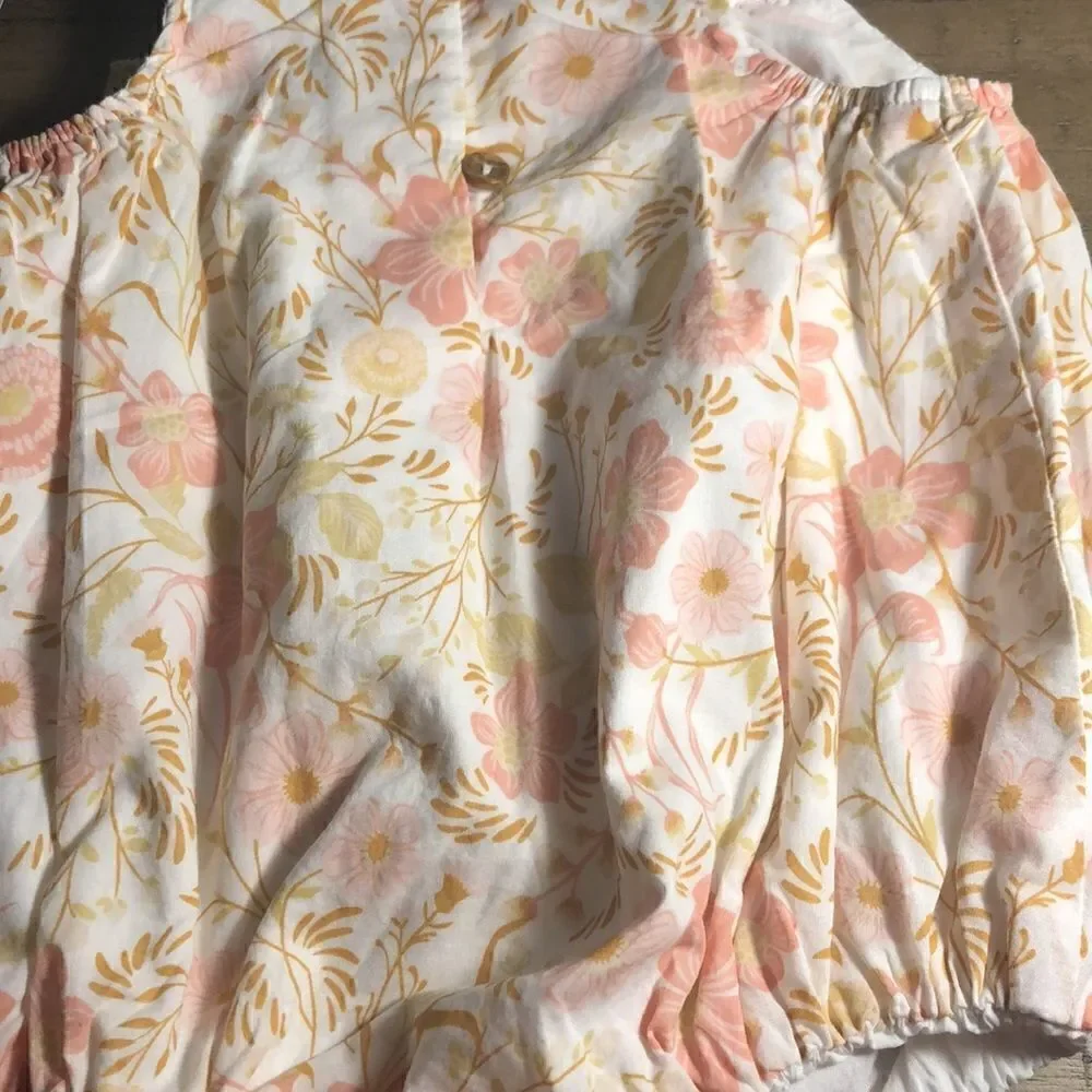 NWT Organic Cotton Floral Ruffle 3 snap Romper. Soft! 0-3 months.